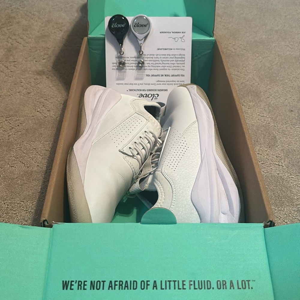 Clove Women’s Classic All White Shoes